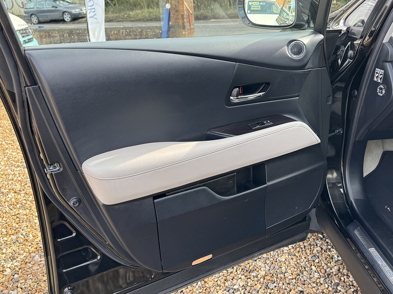 Lexus 3.5 450h V6 Advance SUV 5dr Petrol Hybrid CVT 4WD Euro 5 (s/s) (Sunroof) (299 ps)