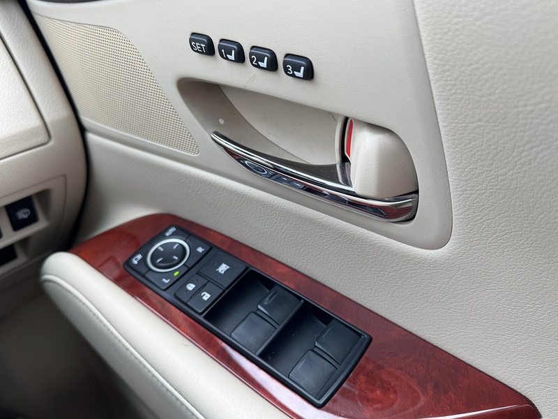 Lexus 3.5 450h V6 SE-L SUV 5dr Petrol Hybrid CVT 4WD Euro 4 (s/s) (299 ps)