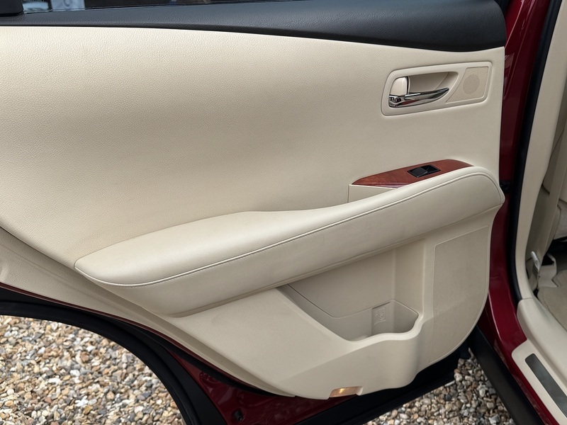 Lexus 3.5 450h V6 SE-L SUV 5dr Petrol Hybrid CVT 4WD Euro 4 (s/s) (299 ps)