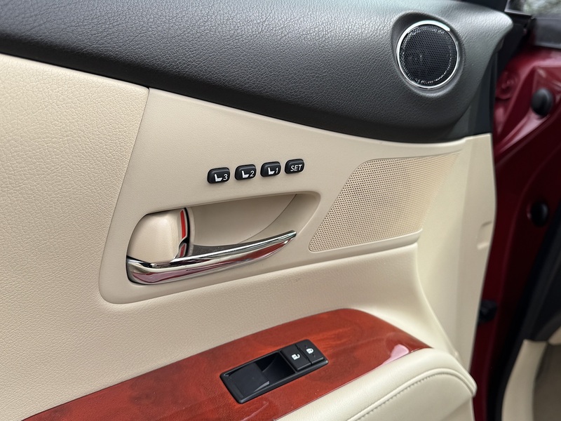 Lexus 3.5 450h V6 SE-L SUV 5dr Petrol Hybrid CVT 4WD Euro 4 (s/s) (299 ps)