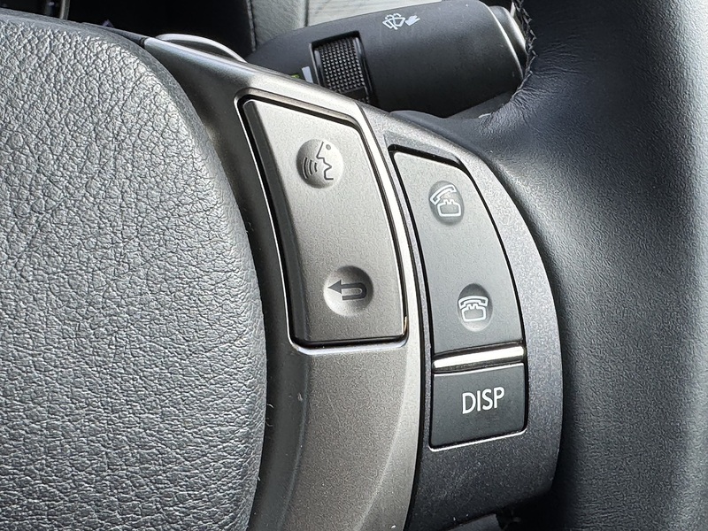 Lexus 2.5 300h SE Saloon 4dr Petrol Hybrid CVT Euro 5 (s/s) (223 ps)