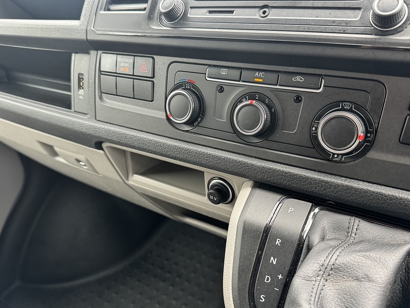 Volkswagen T6 T30 150 DSG SWB 2.0 4dr Camper Automatic Diesel