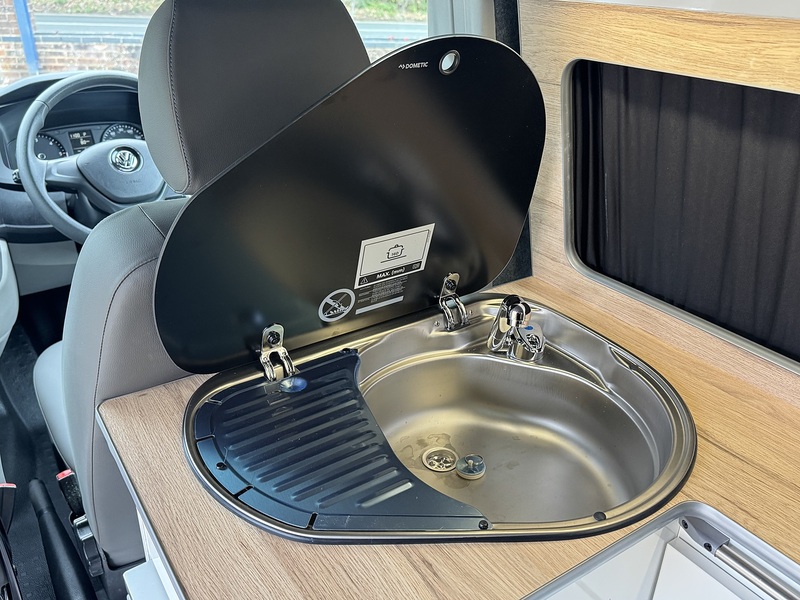 Volkswagen T6 T30 150 DSG SWB 2.0 4dr Camper Automatic Diesel