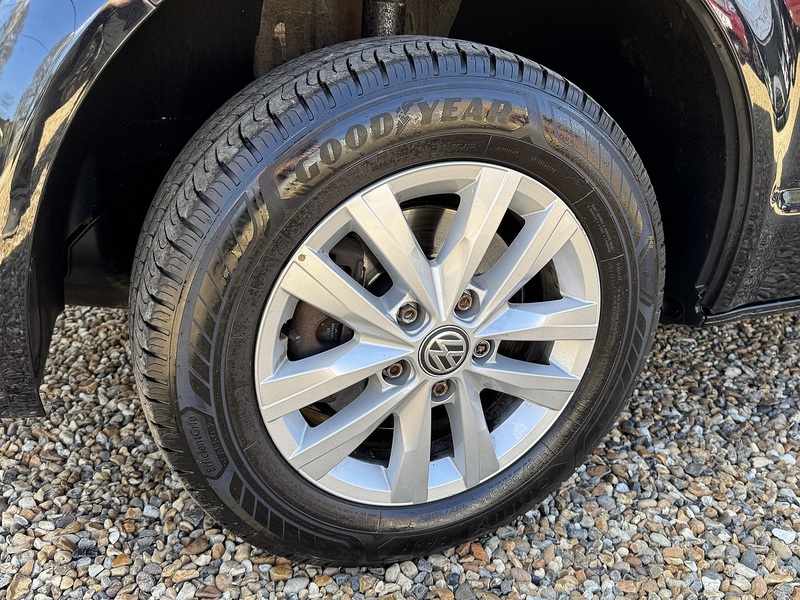 Volkswagen T6 T30 150 DSG SWB 2.0 5dr Combi Van Automatic Diesel