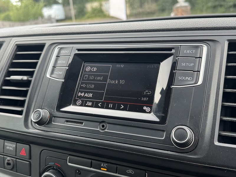 Volkswagen T6 T30 102 SWB 2.0 5dr Camper Manual