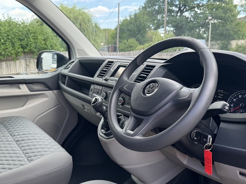 Volkswagen T6 T30 102 SWB 2.0 5dr Camper Manual