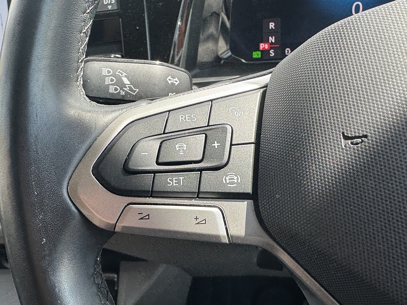 Volkswagen 1.4 TSI 13kWh Life Long MPV 5dr Petrol Plug-in Hybrid DSG Euro 6 (s/s) (218 ps)