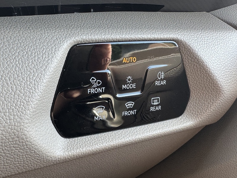 Volkswagen 1.4 TSI 13kWh Life Long MPV 5dr Petrol Plug-in Hybrid DSG Euro 6 (s/s) (218 ps)