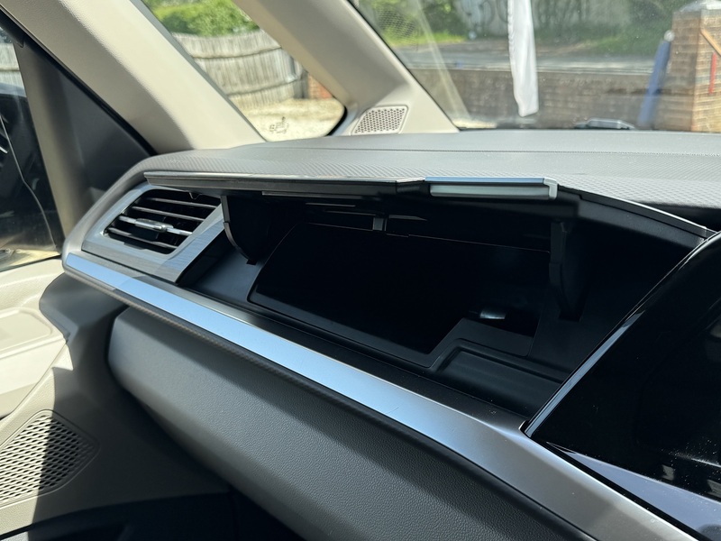 Volkswagen 1.4 TSI 13kWh Life Long MPV 5dr Petrol Plug-in Hybrid DSG Euro 6 (s/s) (218 ps)