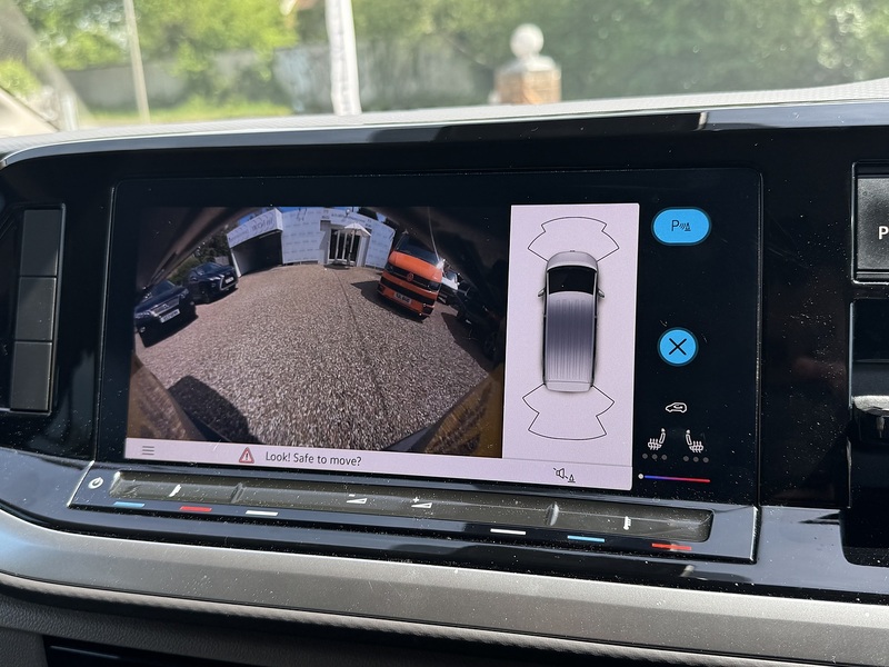 Volkswagen 1.4 TSI 13kWh Life Long MPV 5dr Petrol Plug-in Hybrid DSG Euro 6 (s/s) (218 ps)