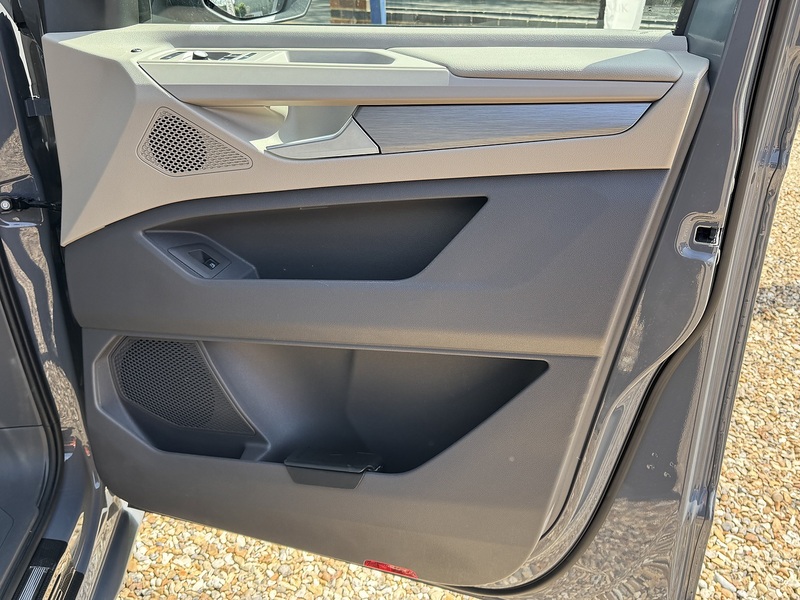 Volkswagen 1.4 TSI 13kWh Life Long MPV 5dr Petrol Plug-in Hybrid DSG Euro 6 (s/s) (218 ps)