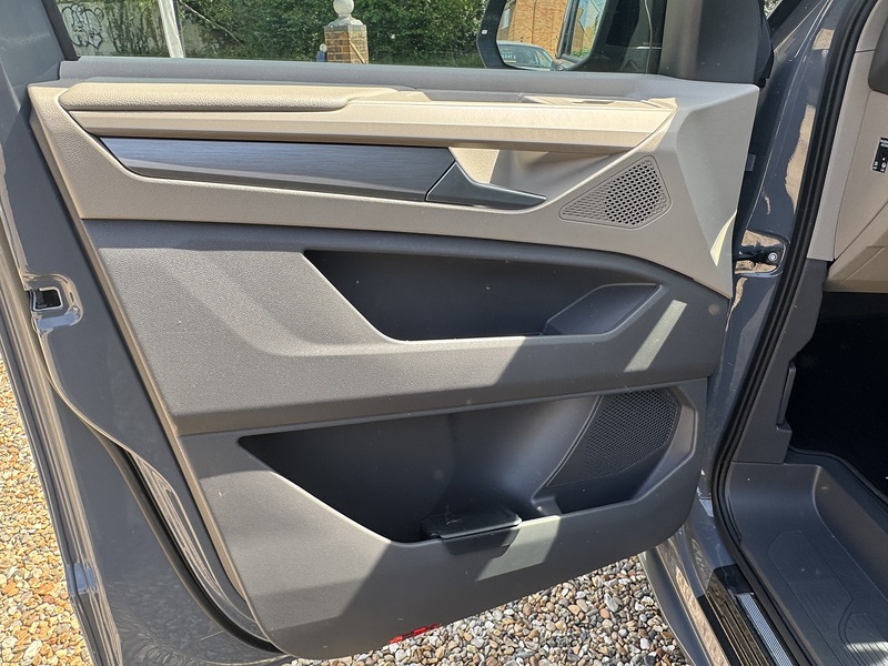 Volkswagen 1.4 TSI 13kWh Life Long MPV 5dr Petrol Plug-in Hybrid DSG Euro 6 (s/s) (218 ps)