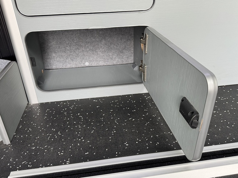 Volkswagen T6 T30 150 DSG SWB 2.0 5dr Camper Automatic Diesel