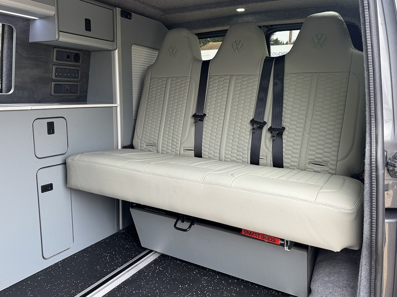 Volkswagen T6 T30 150 DSG SWB 2.0 5dr Camper Automatic Diesel