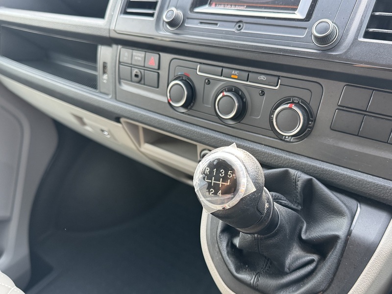 Volkswagen T6 T30 SWB 102 2.0 5dr Camper Manual Diesel