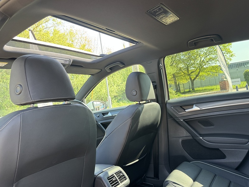 Volkswagen 2.0 TDI GTD Hatchback 5dr Diesel DSG Euro 6 (s/s) (184 ps)