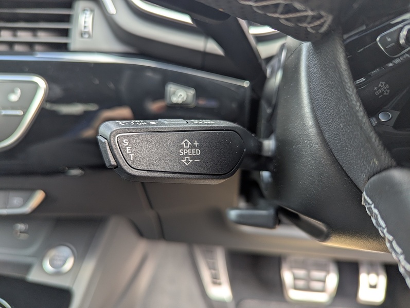 Audi 2.0 TFSI 40 Black Edition Estate 5dr Petrol S Tronic Euro 6 (s/s) (204 ps)