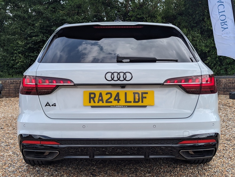 Audi 2.0 TFSI 40 Black Edition Estate 5dr Petrol S Tronic Euro 6 (s/s) (204 ps)