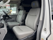 T6.1 T32 4 Motion 150 LWB High top 2.0 5dr Camper Manual Diesel