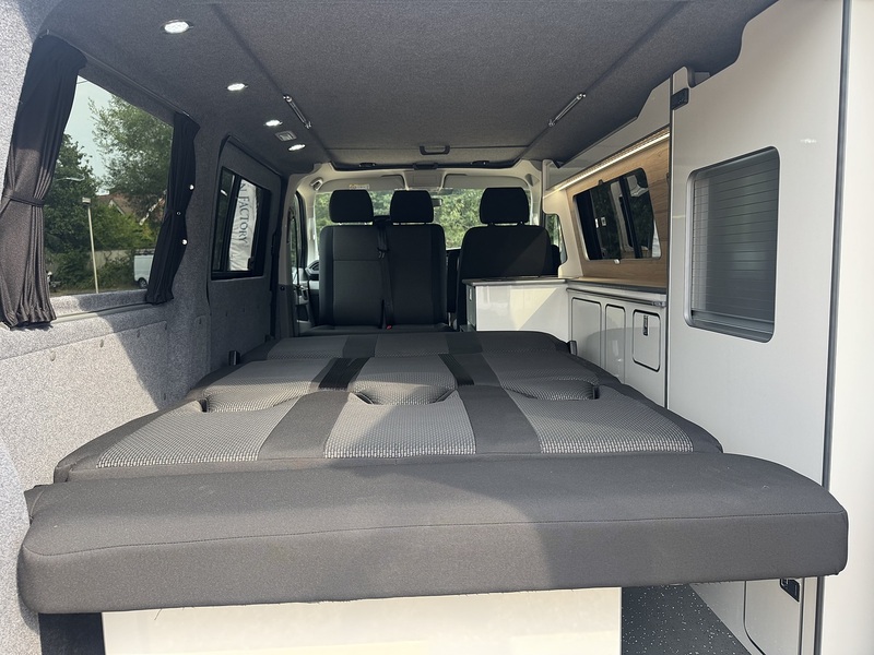 Volkswagen T6.1 T30 150 DSG SWB 2.0 5dr Camper Automatic Diesel