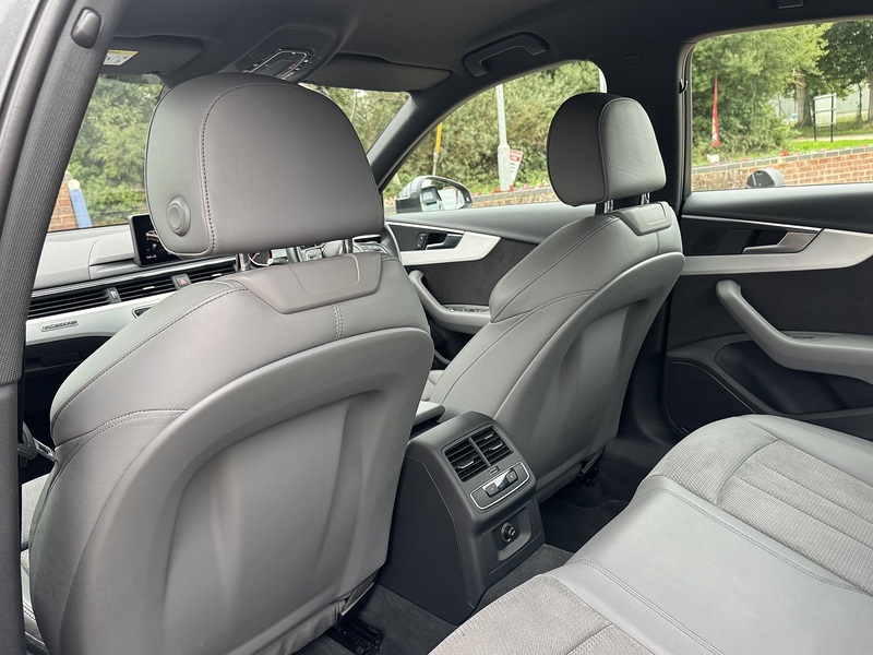 Audi TFSI S line Quattro 2.0 4dr Saloon Automatic Petrol