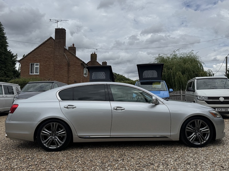 Lexus 3.5 450h SE-L V6 Saloon 4dr Petrol Hybrid CVT Euro 4 (s/s) (340 ps)