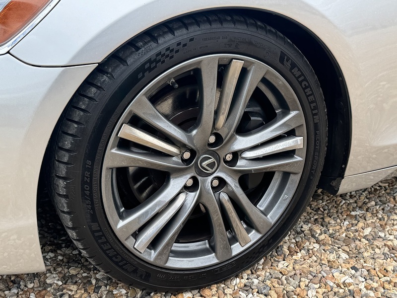 Lexus 3.5 450h SE-L V6 Saloon 4dr Petrol Hybrid CVT Euro 4 (s/s) (340 ps)