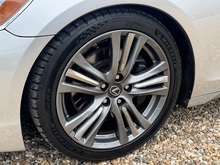 3.5 450h SE-L V6 Saloon 4dr Petrol Hybrid CVT Euro 4 (s/s) (340 ps)