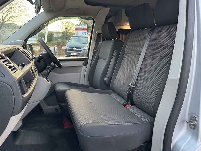 Volkswagen T6 T30 SWB 102 2.0 5dr Camper Manual Diesel