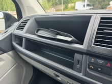T32 Kombi DSG SWB Highline 2.0 Kombi Automatic Diesel