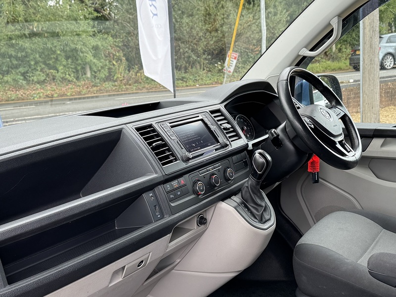 Volkswagen T6 T32 204 DSG SWB 2.0 Camper DSG Diesel