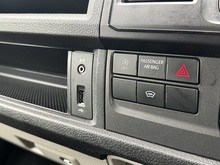 T6 T28 102 SWB Highline 2.0 5dr Camper Manual Diesel