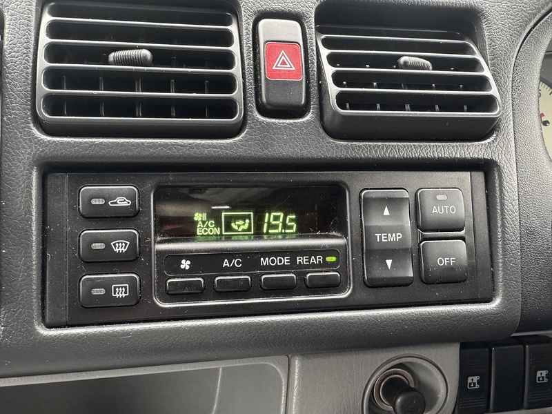 Mazda 2.0 Friendee 2.0 Camper Automatic Petrol