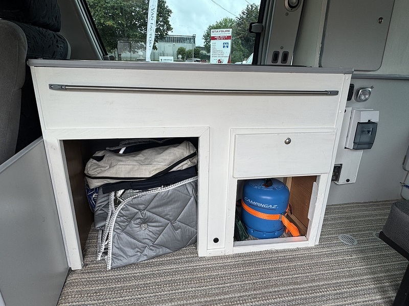 Mazda 2.0 Friendee 2.0 Camper Automatic Petrol