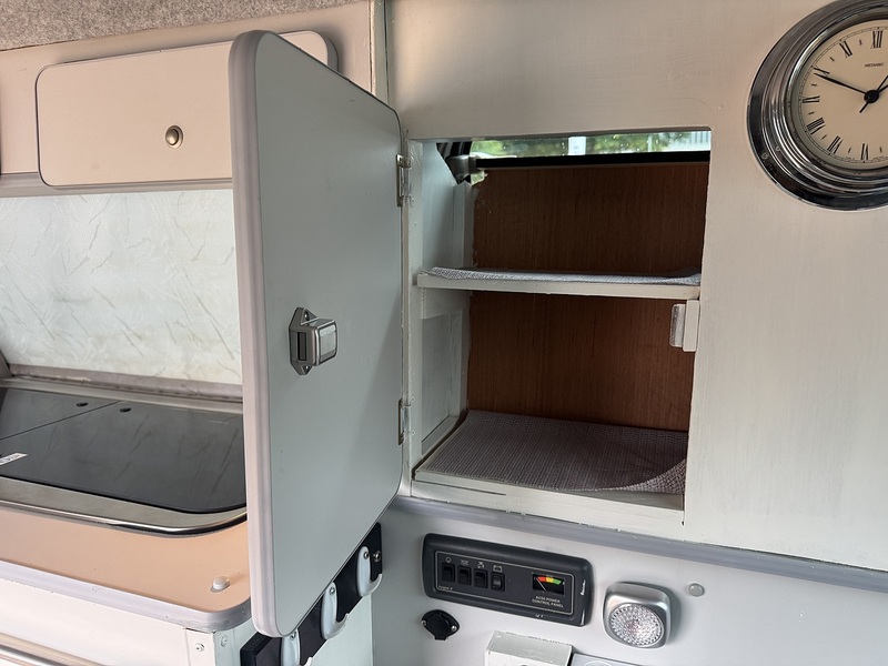 Mazda 2.0 Friendee 2.0 Camper Automatic Petrol