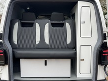 T6 T30 102 SWB 2.0 5dr Camper Manual Diesel