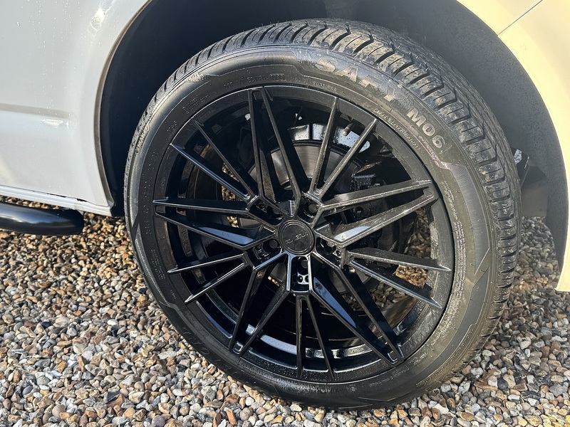 Volkswagen T6 T28 102 SWB 2.0 5dr Combi van Manual Diesel