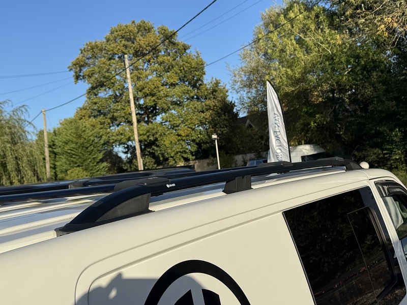 Volkswagen T6 T28 102 SWB 2.0 5dr Combi van Manual Diesel