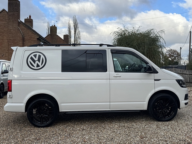 Volkswagen T6 T28 102 SWB 2.0 5dr Combi van Manual Diesel