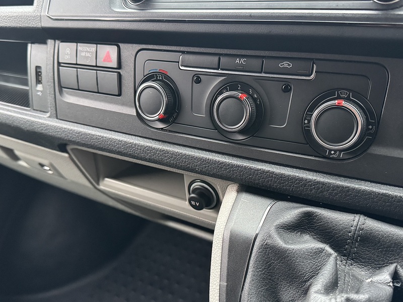 Volkswagen T6 T28 102 SWB Trendline 2.0 5dr Camper Manual Diesel