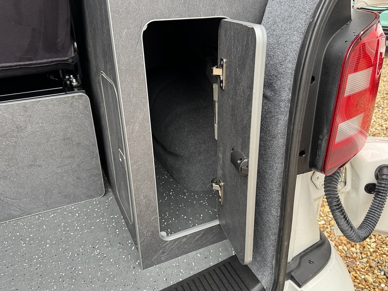 Volkswagen T6 T28 102 SWB Trendline 2.0 5dr Camper Manual Diesel