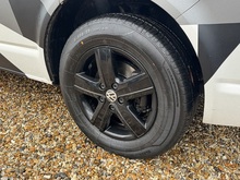 T6 T28 150 SWB Highline 2.0 5dr Camper Manual Diesel