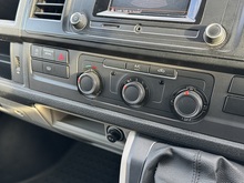 T6 T28 102 SWB 2.0 5dr Camper Manual Diesel