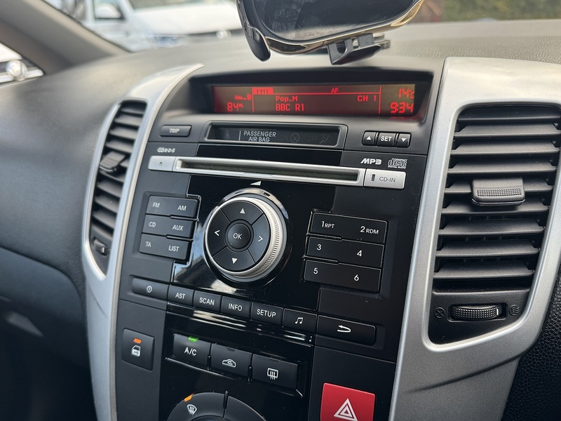 Kia 1.6 2 MPV 5dr Petrol Auto Euro 5 (123 bhp)