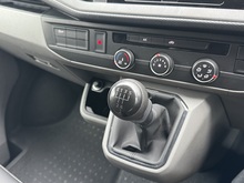 T6.1 T30 110 SWB 2.0 5dr Camper Manual Diesel