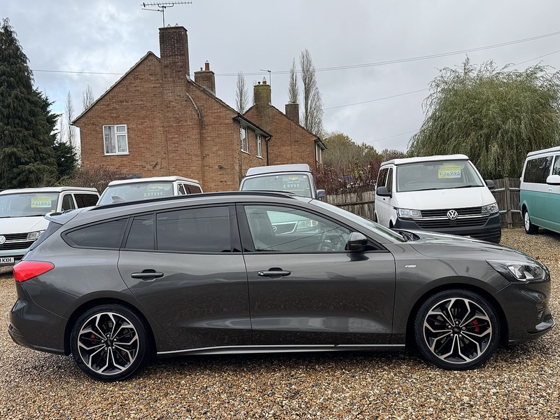 Ford 1.5 EcoBoost ST-Line X Automatic 1.5 5dr Estate Automatic Petrol