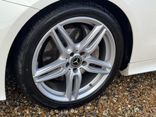 2.0 E220d AMG Line (Premium) Cabriolet 2dr Diesel G-Tronic+ Euro 6 (s/s) (194 ps)