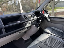 T6 T30 150 SWB Highline 2.0 5dr Camper Manual Diesel