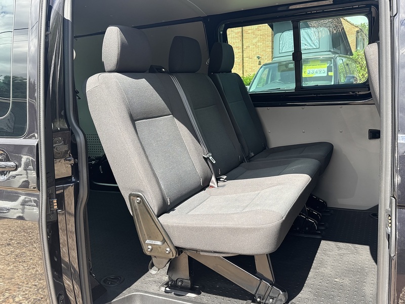 Volkswagen T6 T32 150 Highline 2.0 5dr Combi Van Manual Diesel