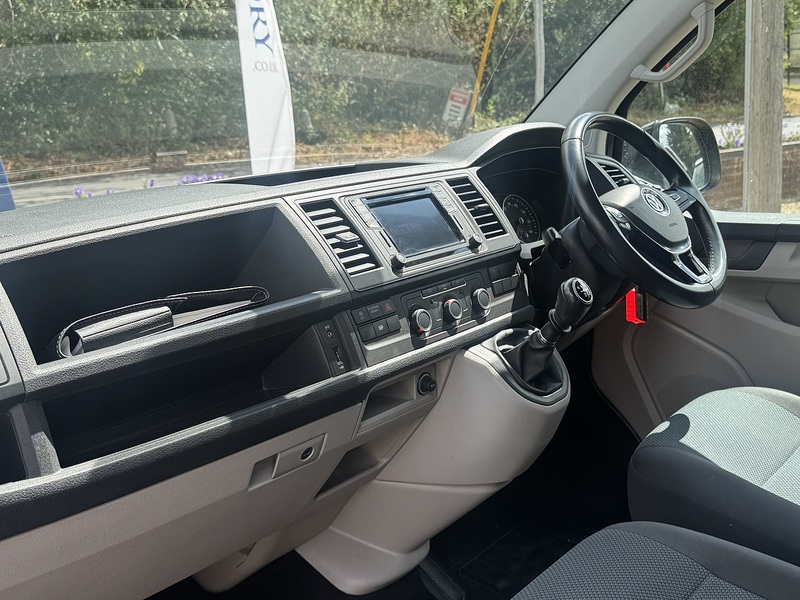 Volkswagen T6 T32 150 Highline 2.0 5dr Combi Van Manual Diesel